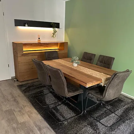 Fhv01 - 100m² 6 Personen Garten Und Terrasse 2x Wc Appartement *