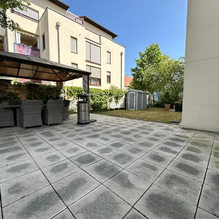 Fhv01 - 100m² 6 Personen Garten Und Terrasse 2x Wc Taucha